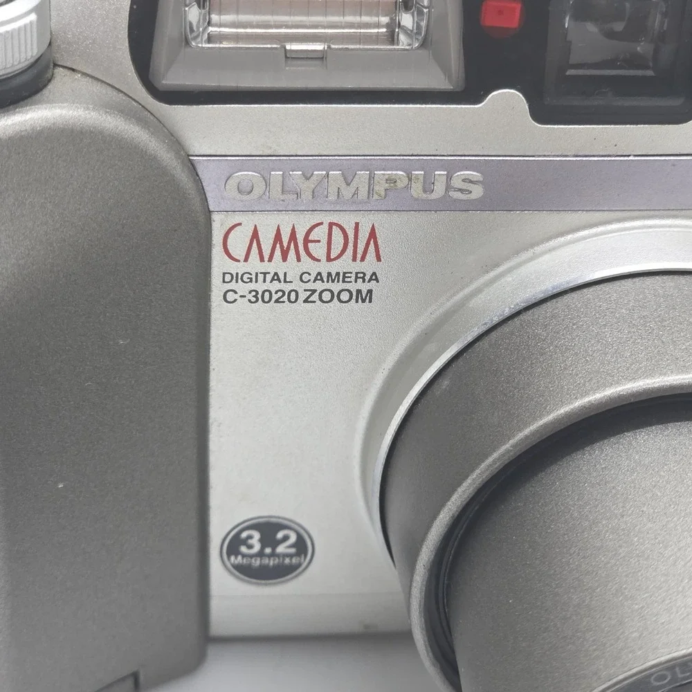 Olympus Camedia C-3020 Zoom 3.2MP Digital Camera Retro Y2K Digicam - Tested